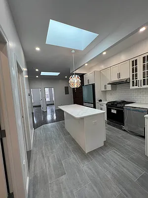 Rented by Realty First Residential | media 17