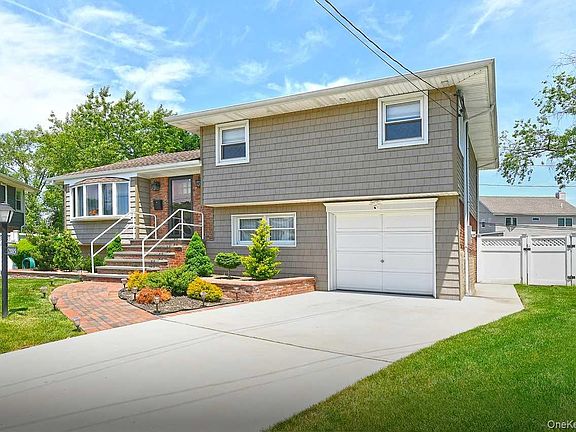 4th image of 2885 Gerald Court