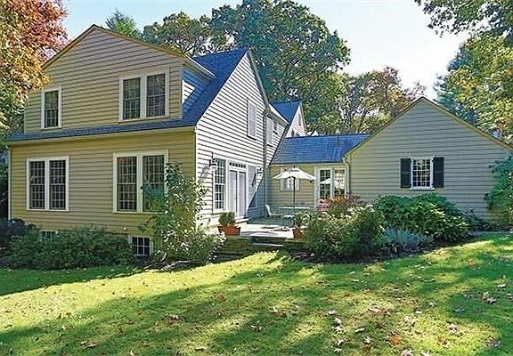 2nd image of 245 Woodland Rd