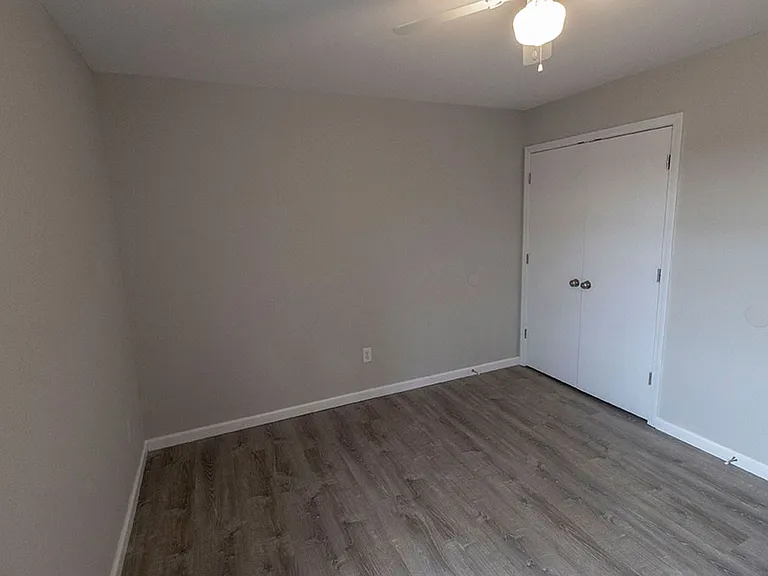 5808-5810 Canaveral Dr — Photo 25