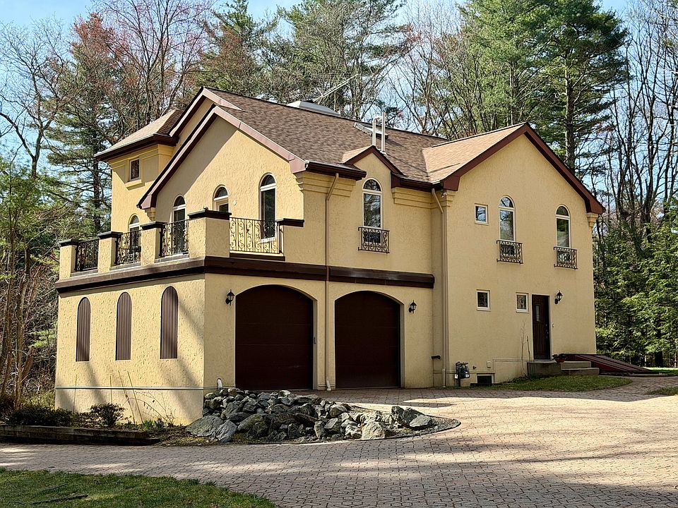 2nd image of 268 Concord Rd