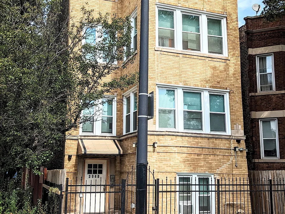 3948 W Congress Pkwy #G