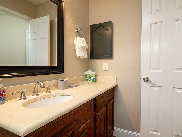 3410 Los Alamos Ln — Photo 10