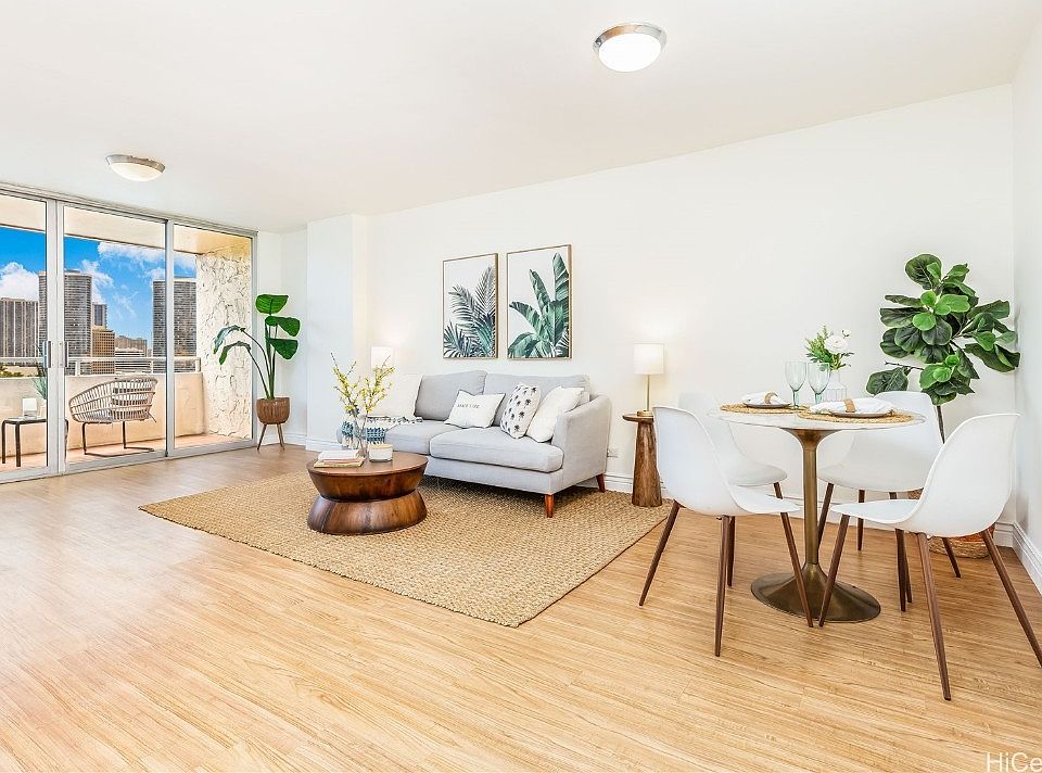 1st image of 920 Ward Ave APT 13F
