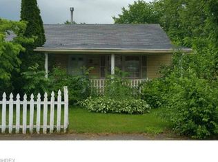 2008 Willowrow Ave NE, Canton, OH