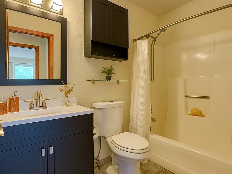 Bathroom1