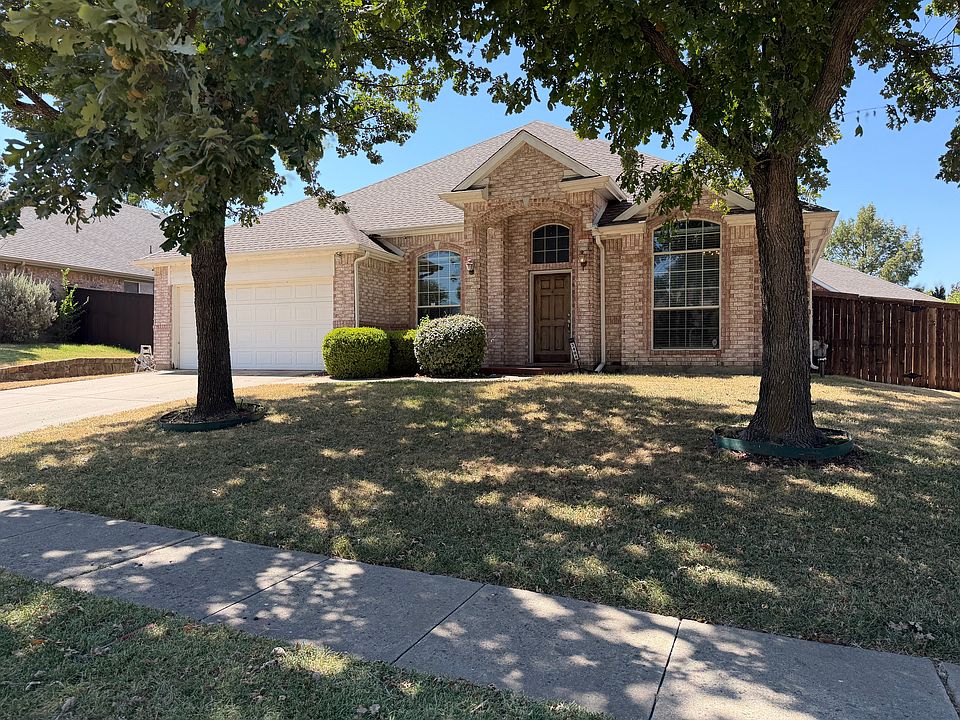 1st image of 3404 Hidden Valley Dr