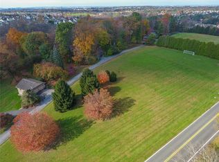 2812 Macungie Rd, Macungie, PA 18062