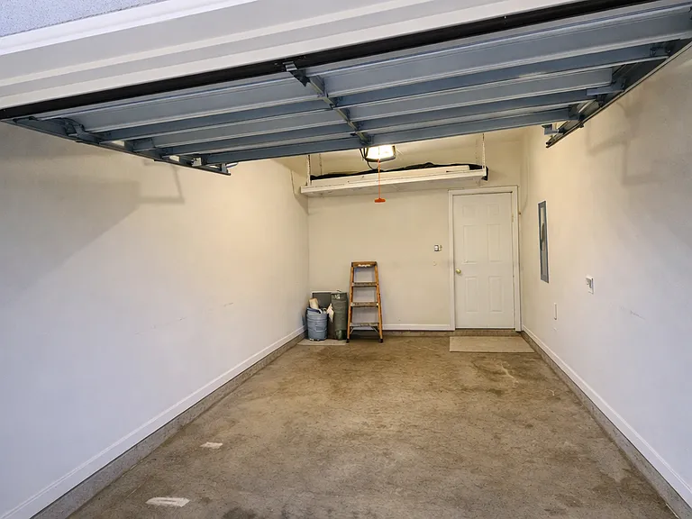 9576 Amarante Cir #8 — Photo 27
