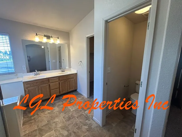 4116 Woodwillow Ln — Photo 28