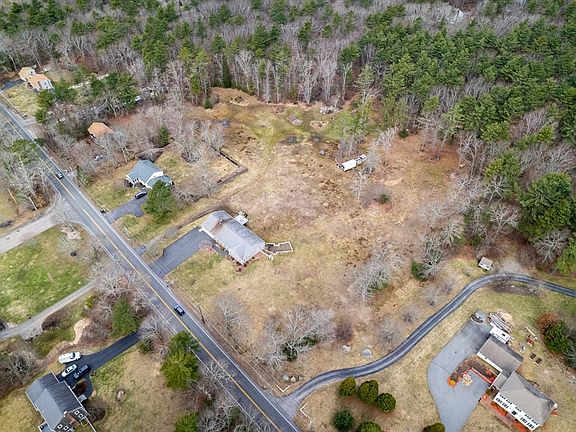 4th image of 361-361A County Rd