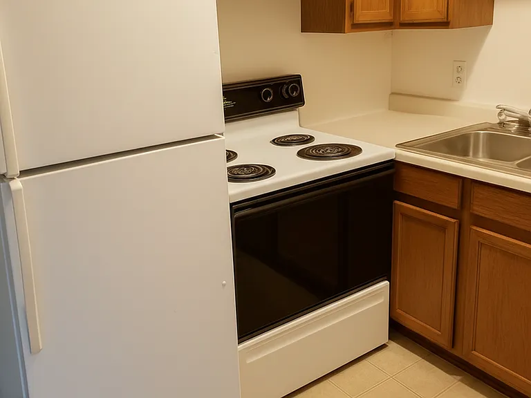 Experience Luxurious Living in the Heart of Kenwood, Baxter - Spacious Apartment — Photo 9