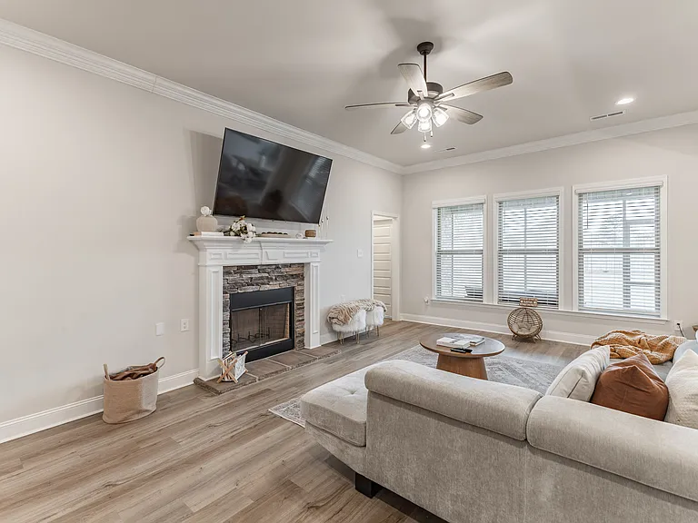 15689 Big Ben Dr NW — Photo 16