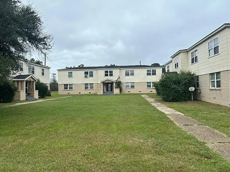 901 E Lion Dr #901A — Photo 2