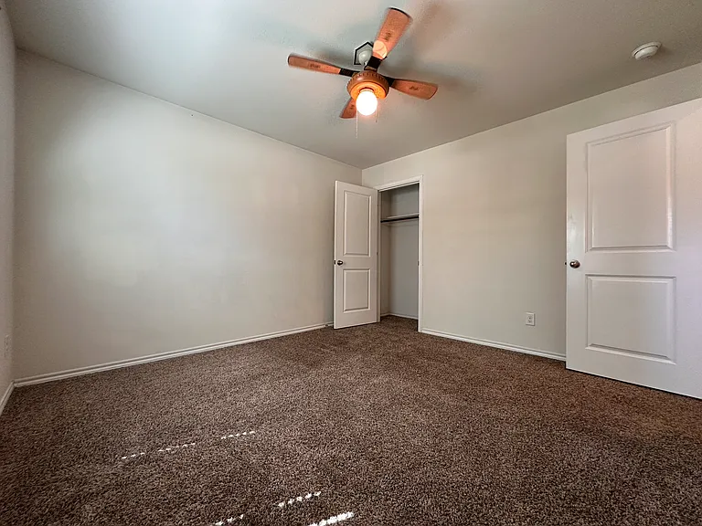 804 Meadow Wood Ln — Photo 16