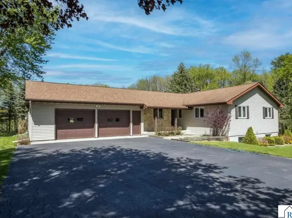 100 Stony Creek Cir, Mankato, MN 56001
