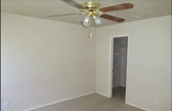 5113 - 5115 Flipper Drive San Antonio Tx. 7823... - 1 — Photo 4