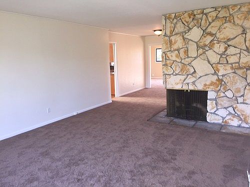 5th image of 702 Chestnut Ave