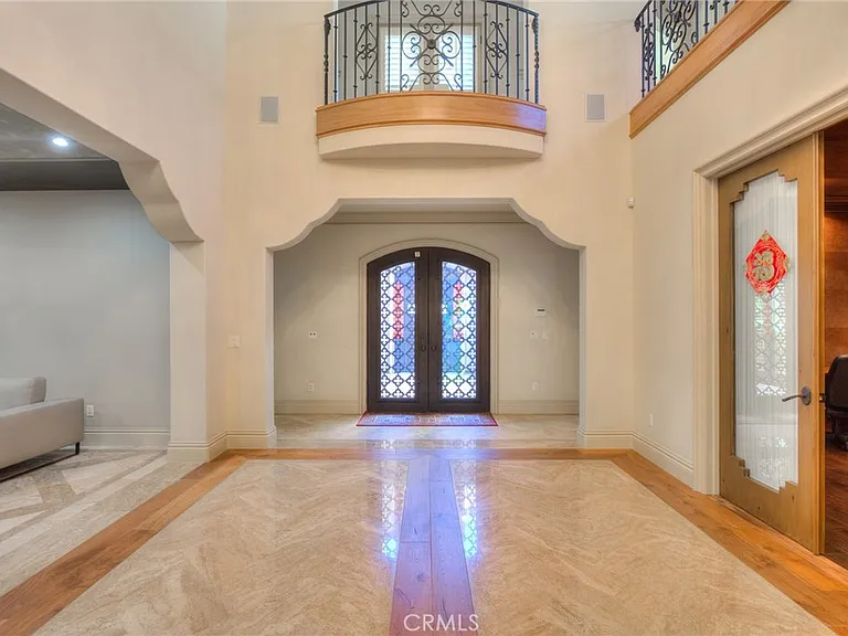 605 Walnut Ave — Photo 6