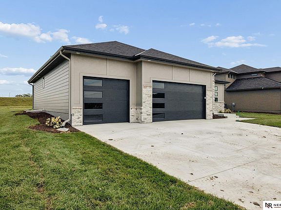 2nd image of 3812 Prairie Breeze Rd