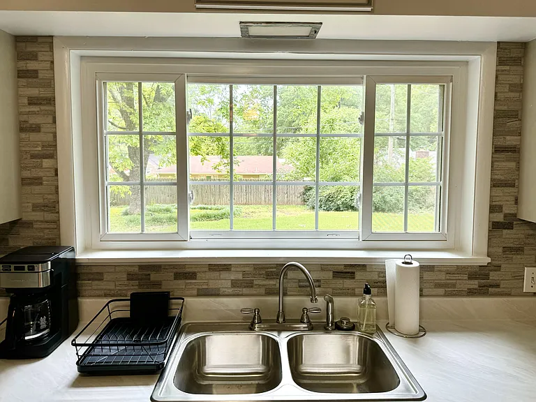 5350 Denwood Ave — Photo 10