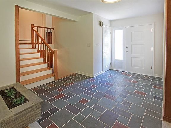 2nd image of 202 Haddonfield Dr