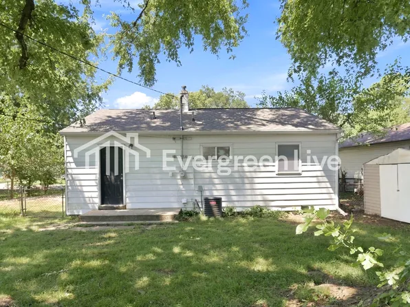 260 Pat Ln, Fairborn, OH 45324