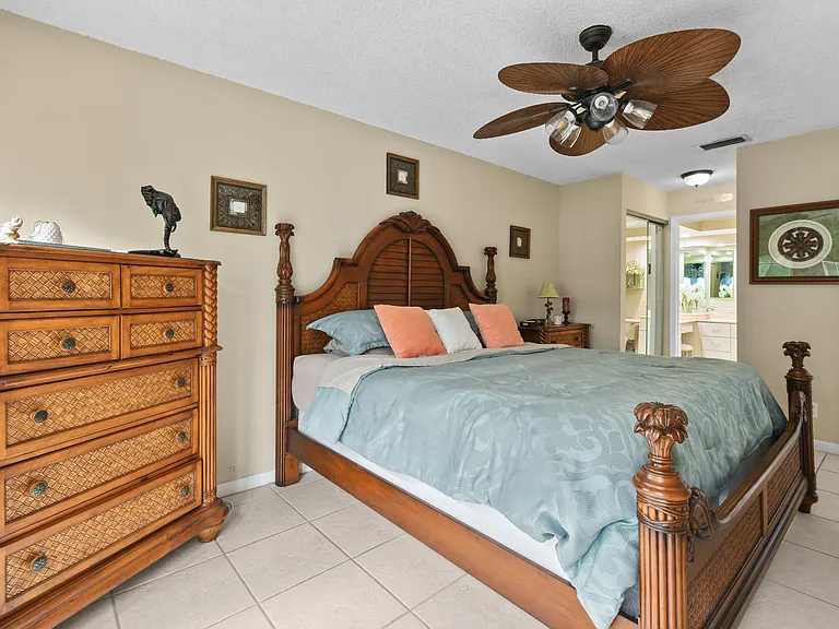 1003 Ocean Dunes Cir — Photo 18