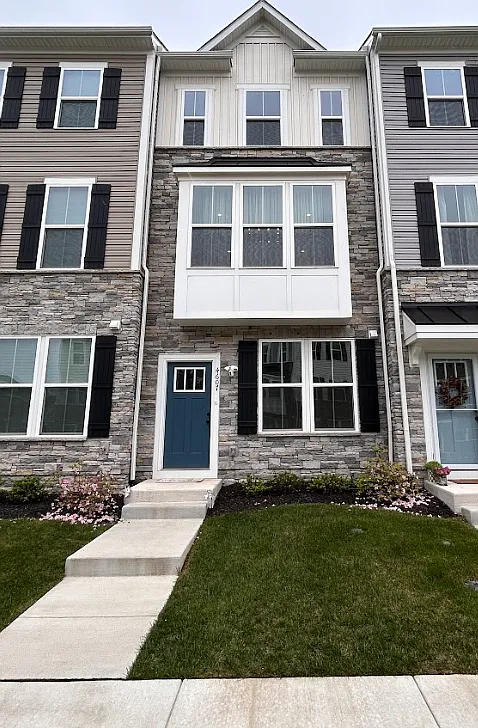 4607 Abbotswell Place - 1 — Photo 1