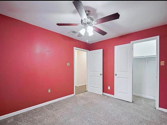 4th image of 2604 Windsor Ln