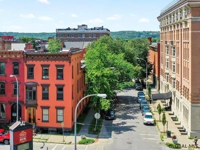 41 2nd St, Troy, NY, 12180