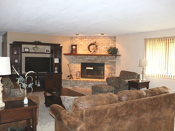4th image of 109 Blackhawk Dr