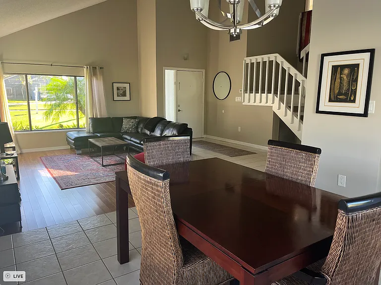 3918 Shady Glen Ln — Photo 10