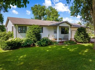 108 4th Ave W, Ellendale, MN 56026