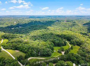 4270 Alt Rd, Pacific, MO 63069