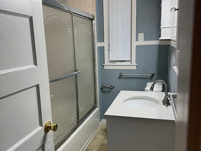 175 Myrtle St — Photo 8