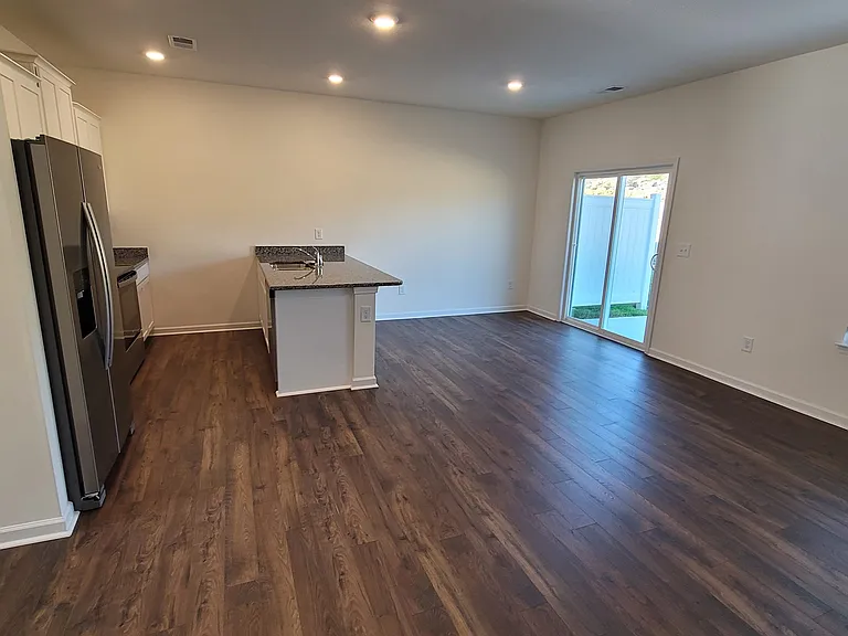 316 Emma Victoria Way — Photo 6