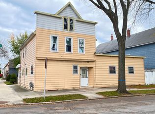 2900 S 9th St #2, Milwaukee, WI 53215