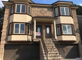 548 Kearney Ave, Cliffside Park, NJ 07010