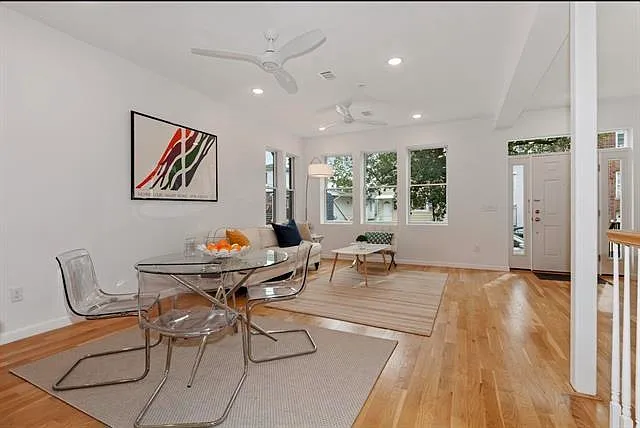 4 bed, 3.0 bath, 1946 sqft, $4,800 — Photo 4