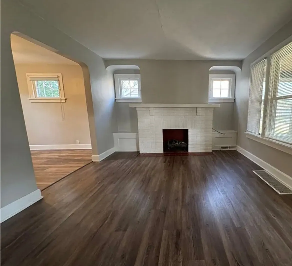 12116 Longmead ave — Photo 4
