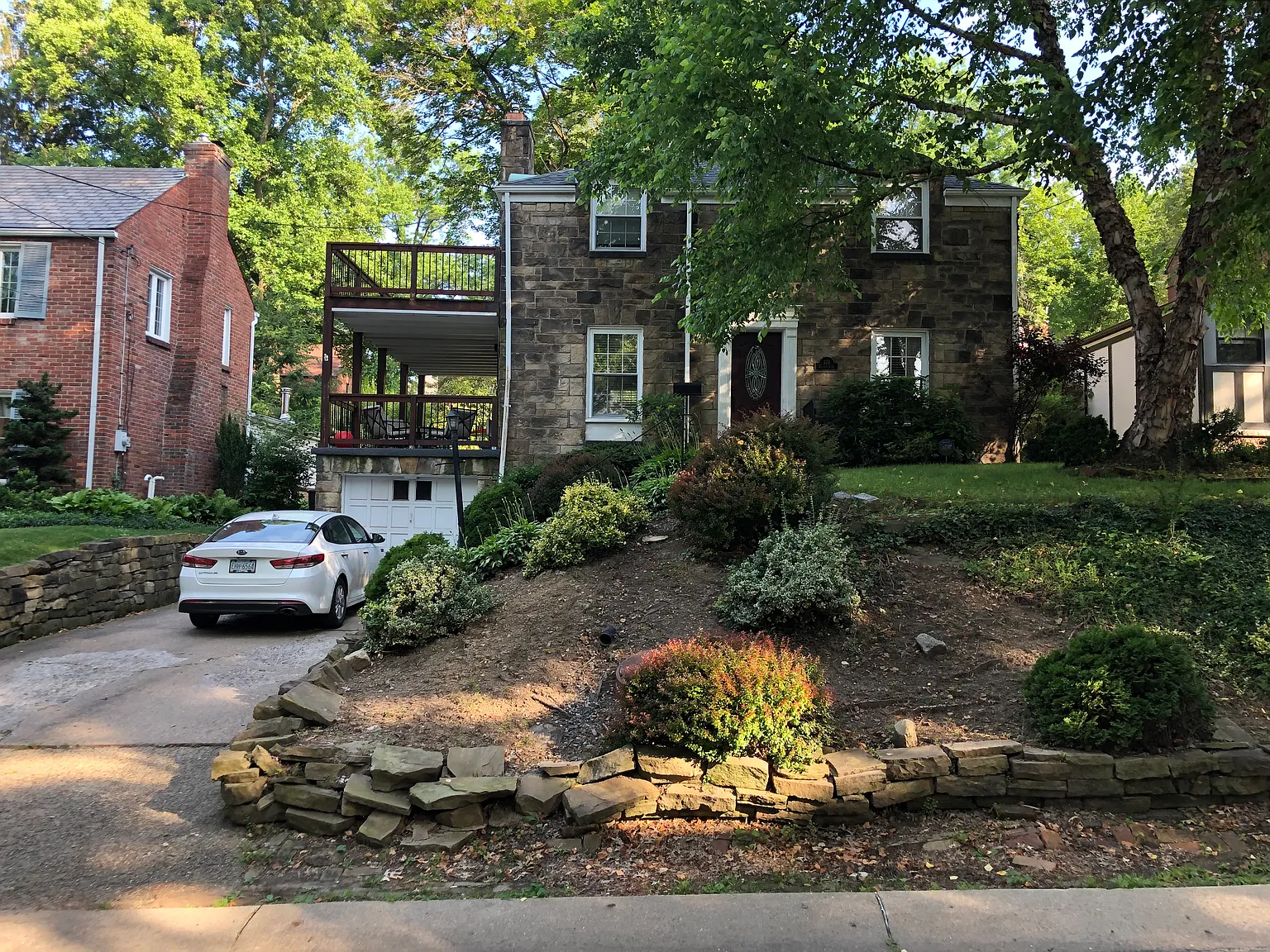 774 Country Club Dr photo 1