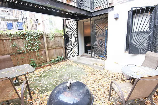 Rented by JK Dansar Corp | media 30