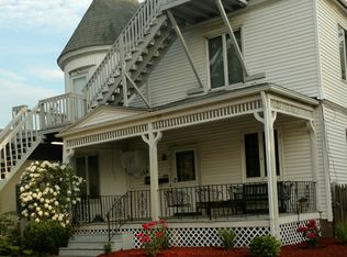 712 Pleasant St, Worcester, MA 01602