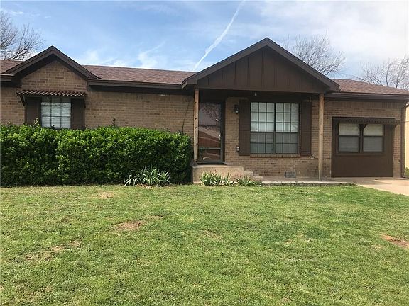 2nd image of 3650 Duke Ln