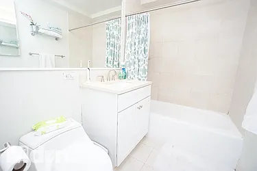 Rented by Mdrn Residential