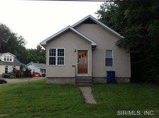 1227 Pearl St, Alton, IL 62002