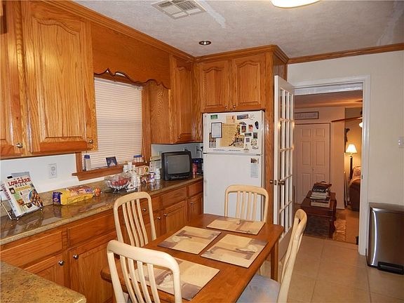 4th image of 9010 Pritchard Pl
