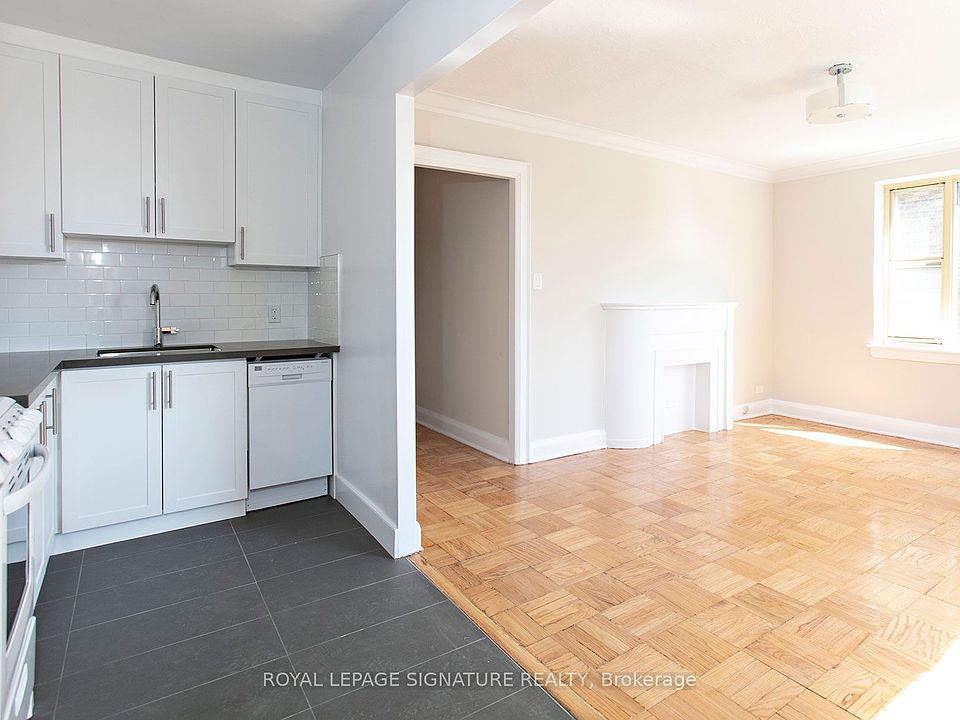 1st image of 394 Avenue Rd #402