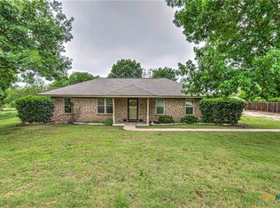 18 S College Ave, Troy, TX 76579